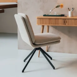 Zuiver Draaibare Eetkamerstoel Tyler Bouclé, kleur Beige* Beige Eetkamerstoelen|Eetkamerstoelen Bouclé / Teddy