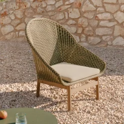 Kave Home Outdoor Fauteuil Olbia Met hoge rug, Rattan en Teakhout* Loungestoelen